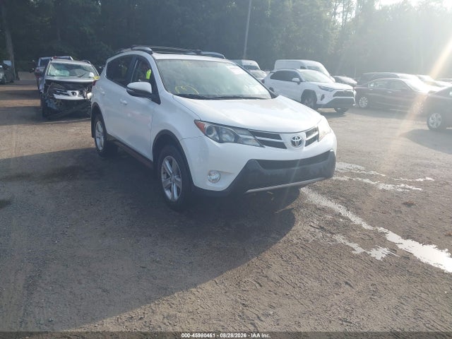 2014 TOYOTA RAV4 XLE