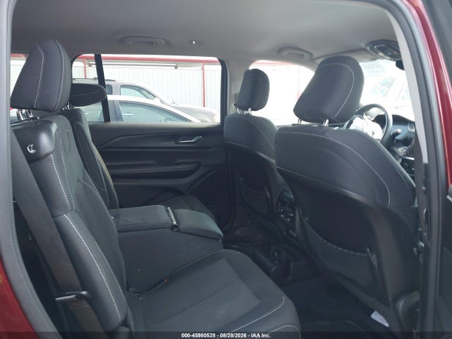 2023 JEEP GRAND CHEROKEE L LAREDO 4X2 8