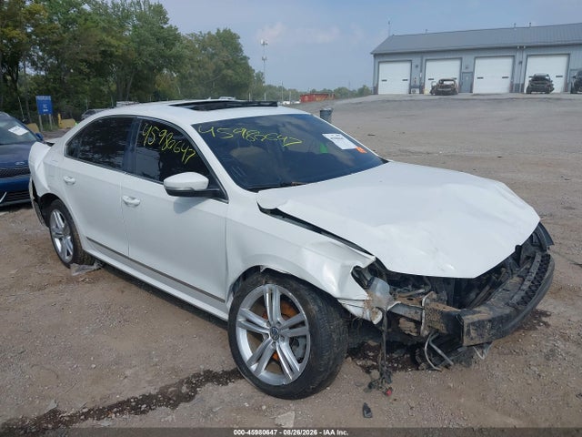2014 VOLKSWAGEN PASSAT 2.0L TDI SEL PREMIUM