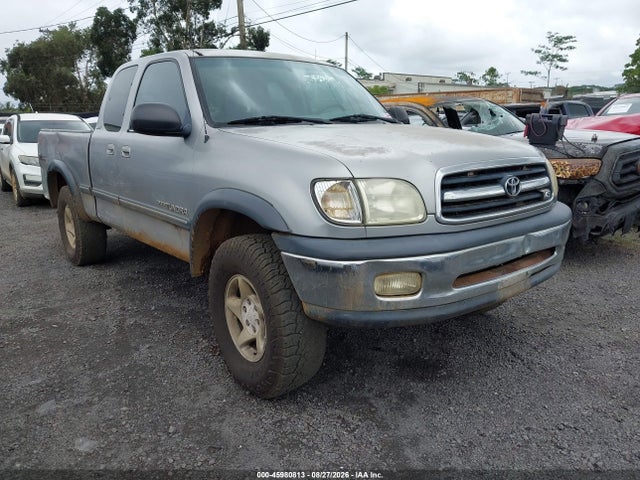 2001 TOYOTA TUNDRA SR5 V8