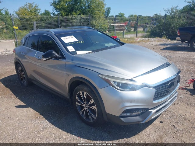 2017 INFINITI QX30 PREMIUM
