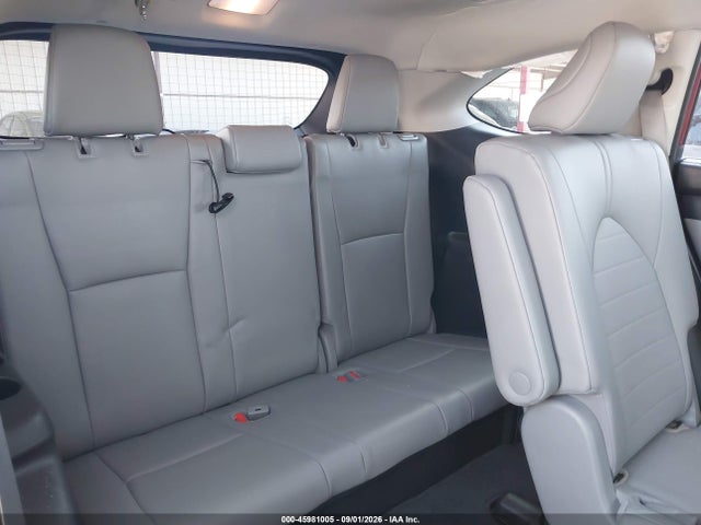 2023 TOYOTA HIGHLANDER XLE 8