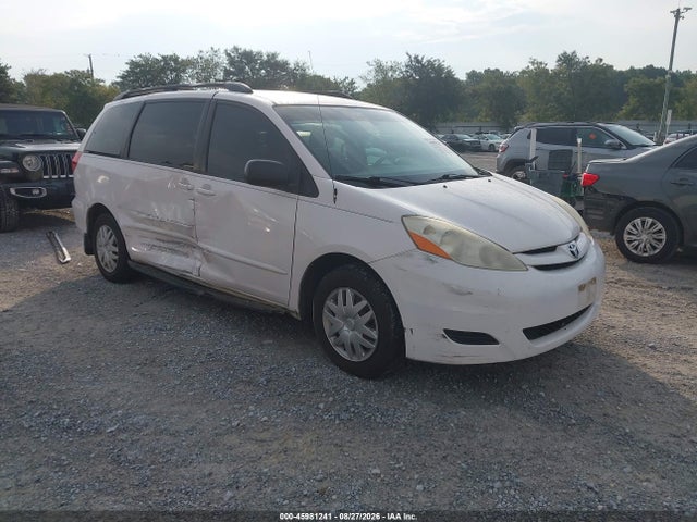 2007 TOYOTA SIENNA LE