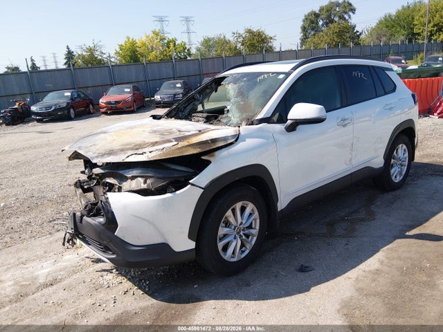 2023 TOYOTA COROLLA CROSS LE 2