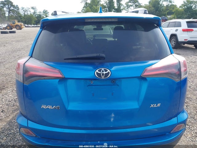 2018 TOYOTA RAV4 XLE 16