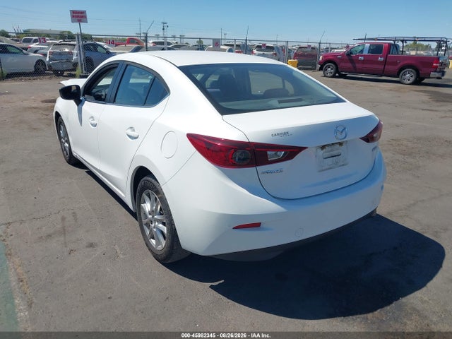 صورة 3 لـ 2016 Mazda MAZDA3 I SPORT