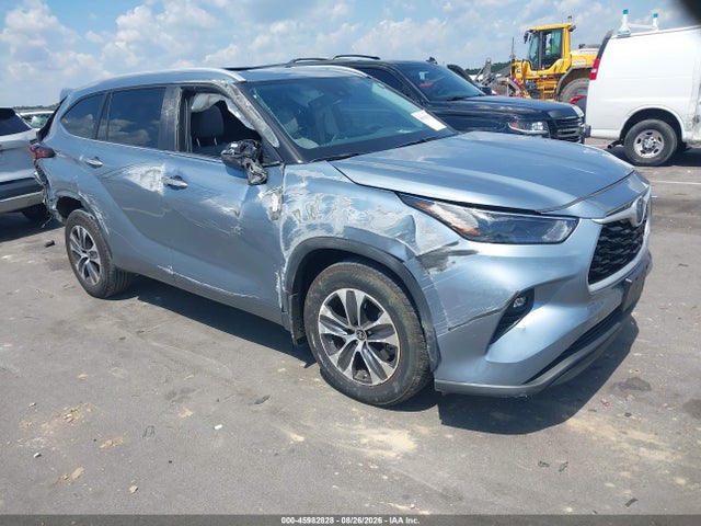 2024 TOYOTA HIGHLANDE XLE