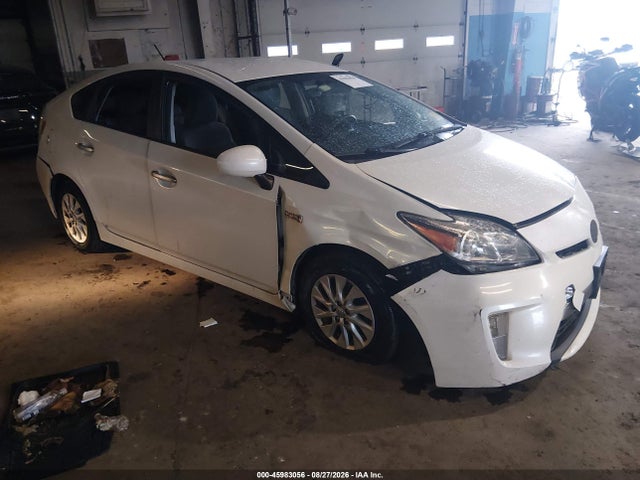 2013 TOYOTA PRIUS 