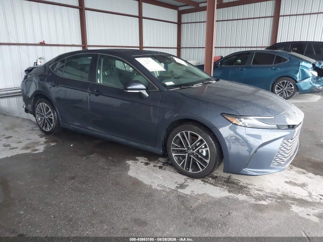 2026 TOYOTA CAMRY XLE