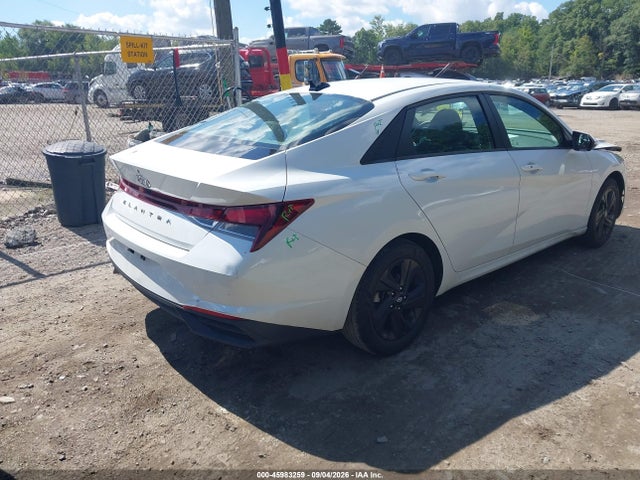 2023 HYUNDAI ELANTRA SEL 4