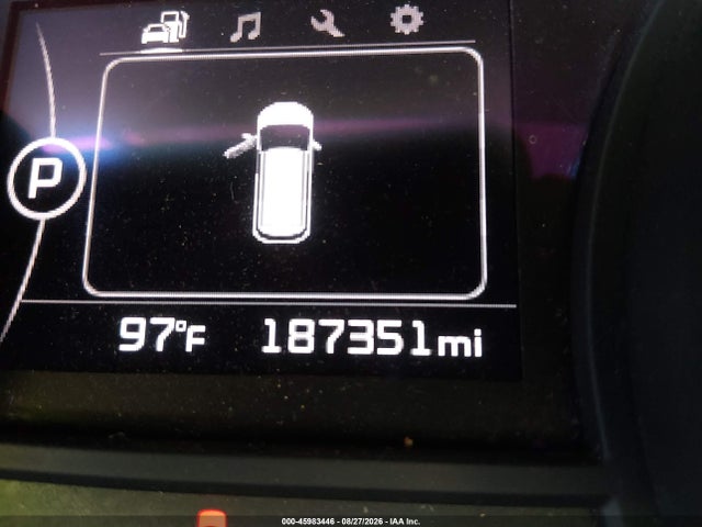 2017 KIA SEDONA LX 15