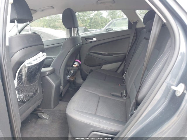 2020 HYUNDAI TUCSON SE 8