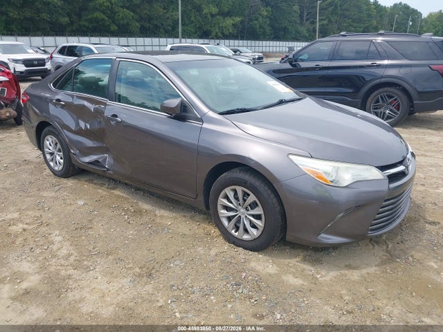 2015 TOYOTA CAMRY LE