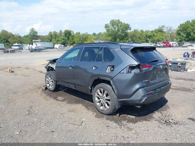 2021 TOYOTA RAV4 XLE PREMIUM 3