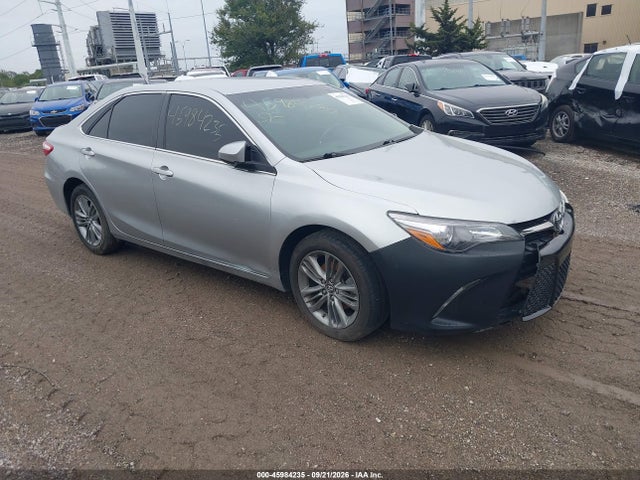 2017 TOYOTA CAMRY SE