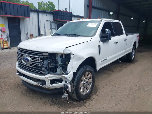 2017 FORD F-350 PLATINUM 2