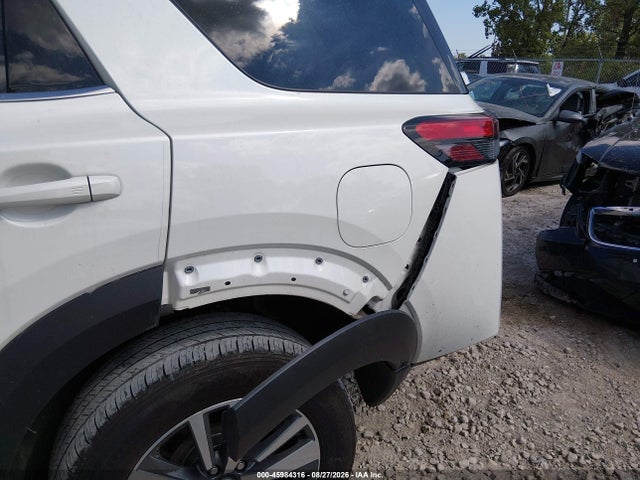 2023 NISSAN PATHFINDER SL 4WD 18