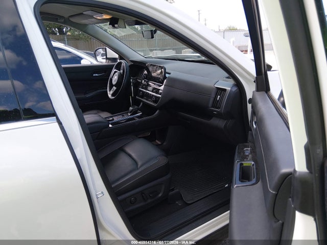 2023 NISSAN PATHFINDER SL 4WD 5