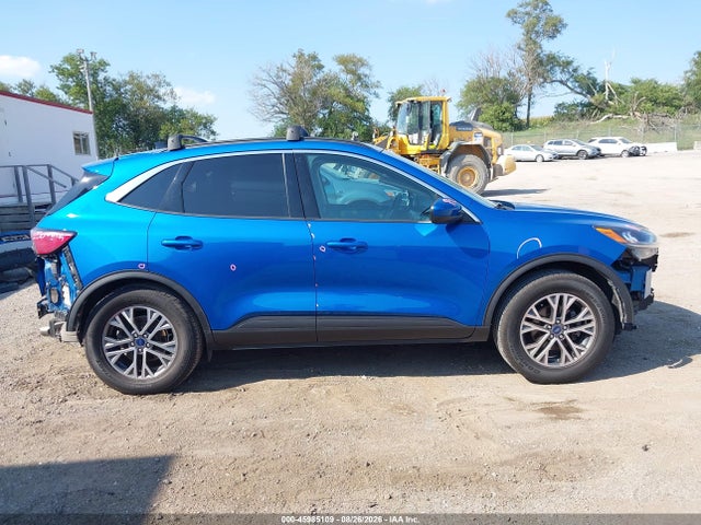 2020 FORD ESCAPE SEL 14