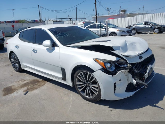 2019 KIA STINGER