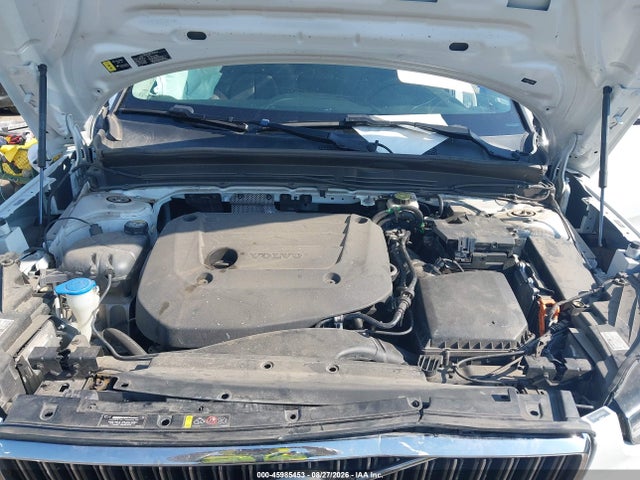 2023 VOLVO XC40 B5 PLUS BRIGHT THEME 10