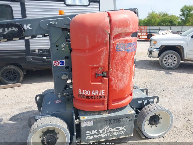 2023 SKYJACK SJ30 ARJE MAN LIFT 6