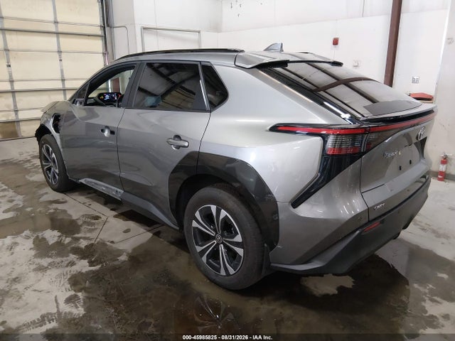 2024 TOYOTA BZ4X XLE 3