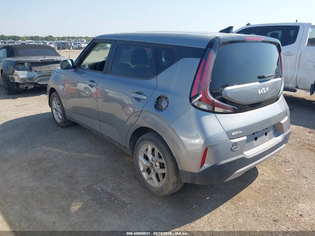 2023 KIA SOUL LX 3