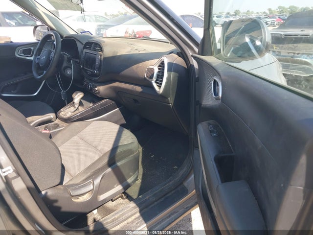 2023 KIA SOUL LX 5