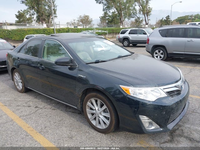 2013 TOYOTA CAMRY XLE