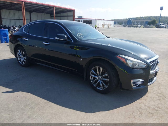 2015 INFINITI Q70 3.7X