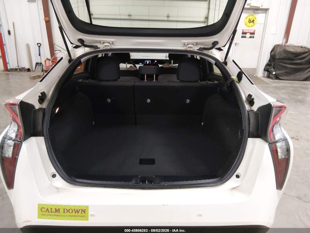 2018 TOYOTA PRIUS TWO 18