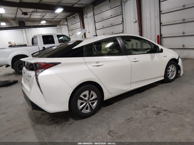 2018 TOYOTA PRIUS TWO 4