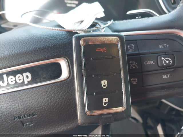 2023 JEEP GRAND CHEROKEE L LAREDO 4X4 11