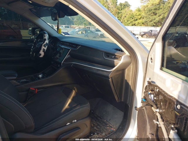 2023 JEEP GRAND CHEROKEE L LAREDO 4X4 5