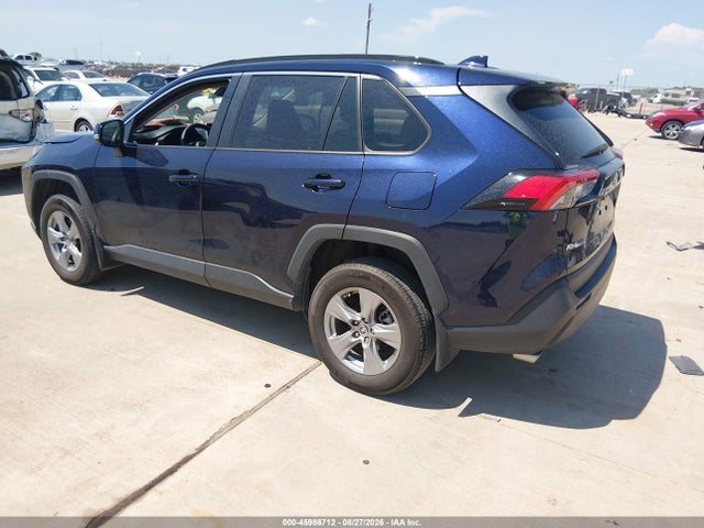 2023 TOYOTA RAV4 XLE 3