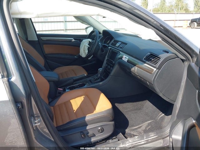 2018 VOLKSWAGEN PASSAT 2.0T SEL PREMIUM 5