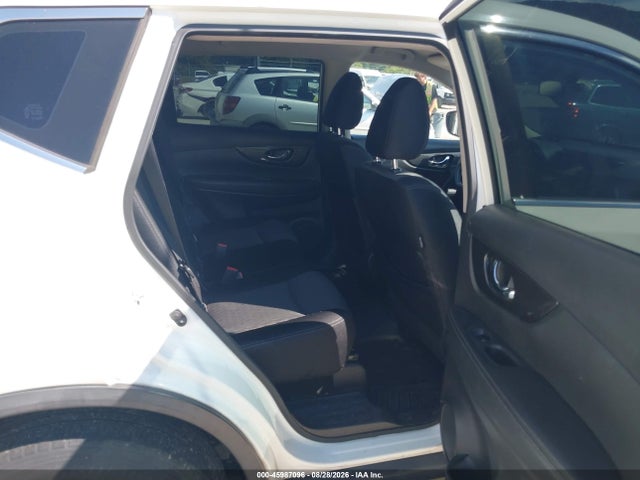 2017 NISSAN ROGUE S 8