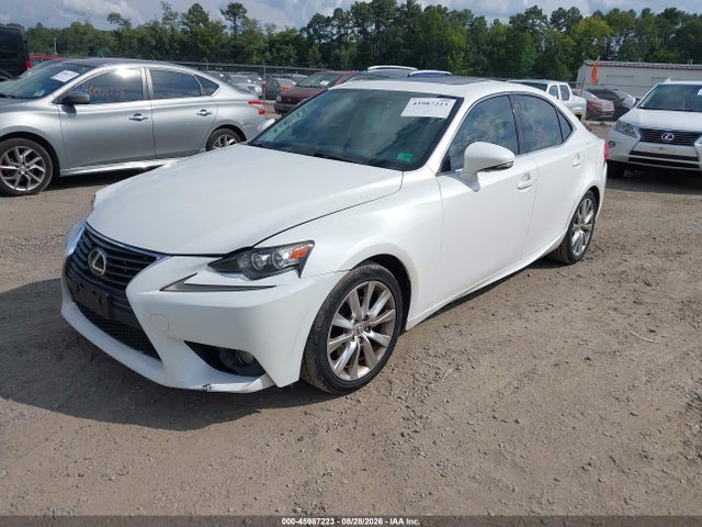 2014 Lexus IS 250 photo 2