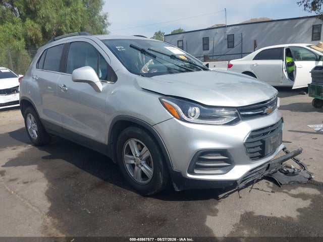 2020 CHEVROLET TRAX FWD LT