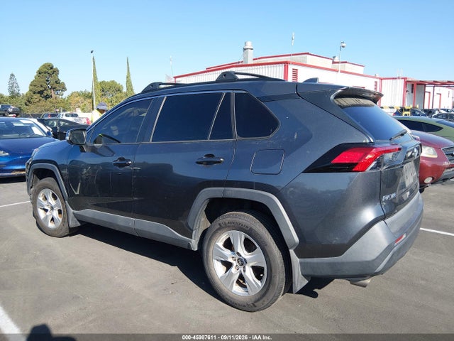 2021 TOYOTA RAV4 XLE 14