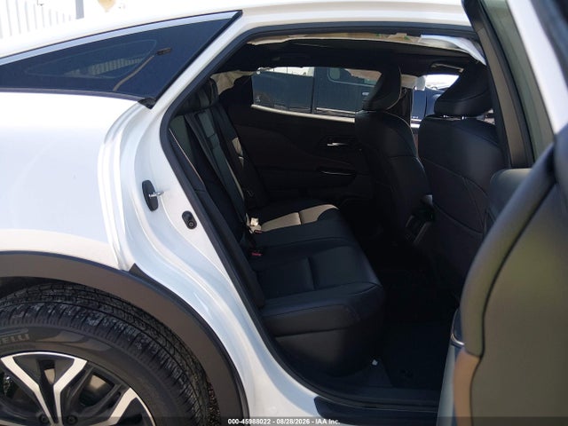 2023 TOYOTA CROWN LIMITED 8