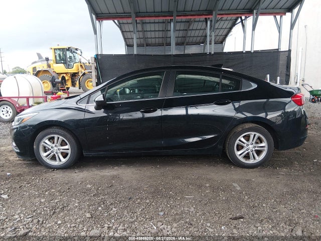 2017 CHEVROLET CRUZE LT AUTO 11
