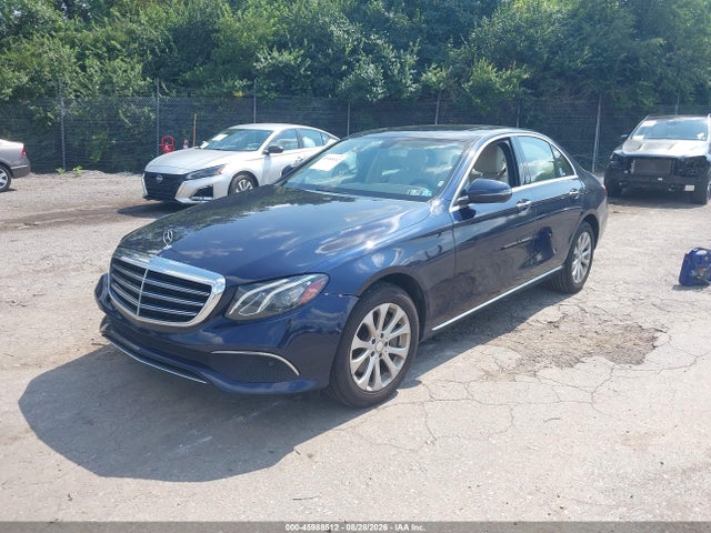 2017 Mercedes-BENZ E 300 4MATIC — миниатюра 2