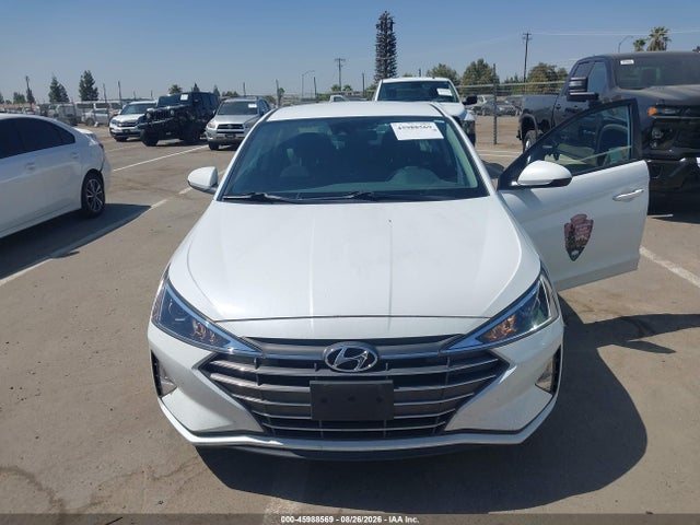 2020 HYUNDAI ELANTRA SE 12