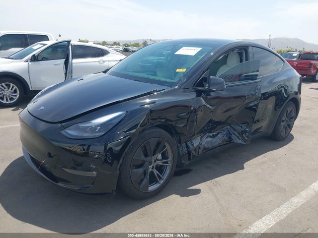 2025 TESLA MODEL Y LONG RANGE DUAL MOTOR ALL-WHEEL DRIVE 6