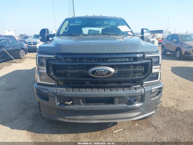 2021 FORD F-350 LARIAT 13