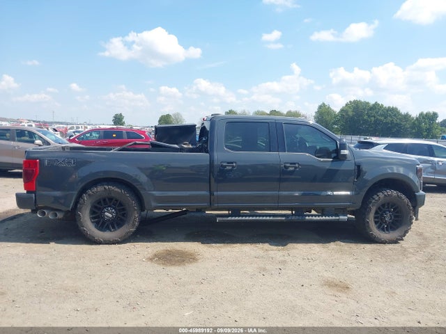 2021 FORD F-350 LARIAT 14