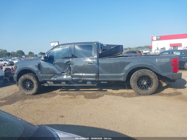 2021 FORD F-350 LARIAT 15