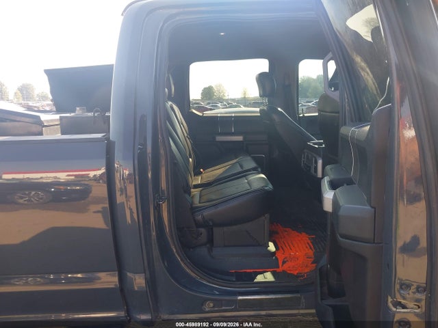2021 FORD F-350 LARIAT 6